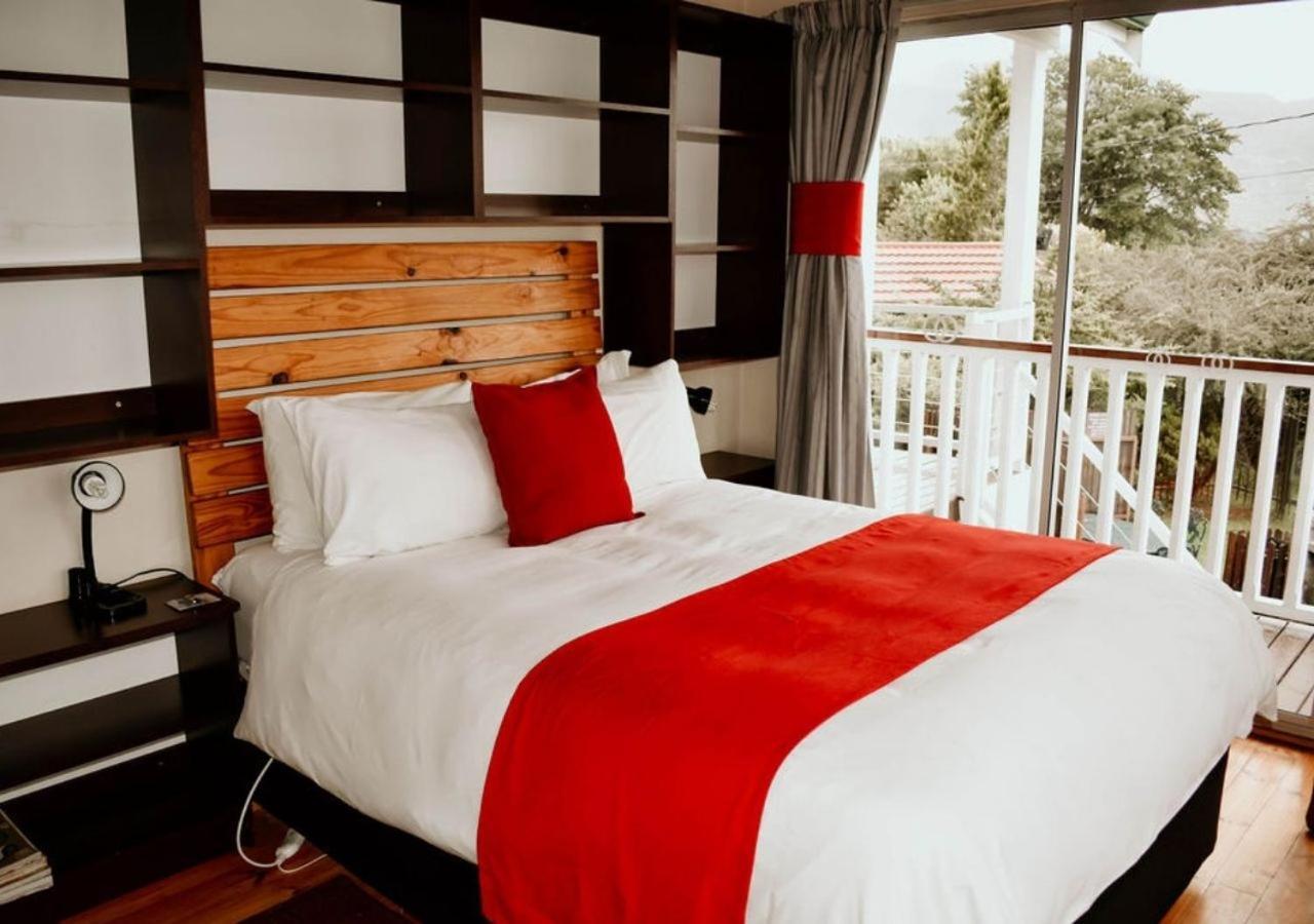 Knock Out View Clarens Hotel Екстериор снимка