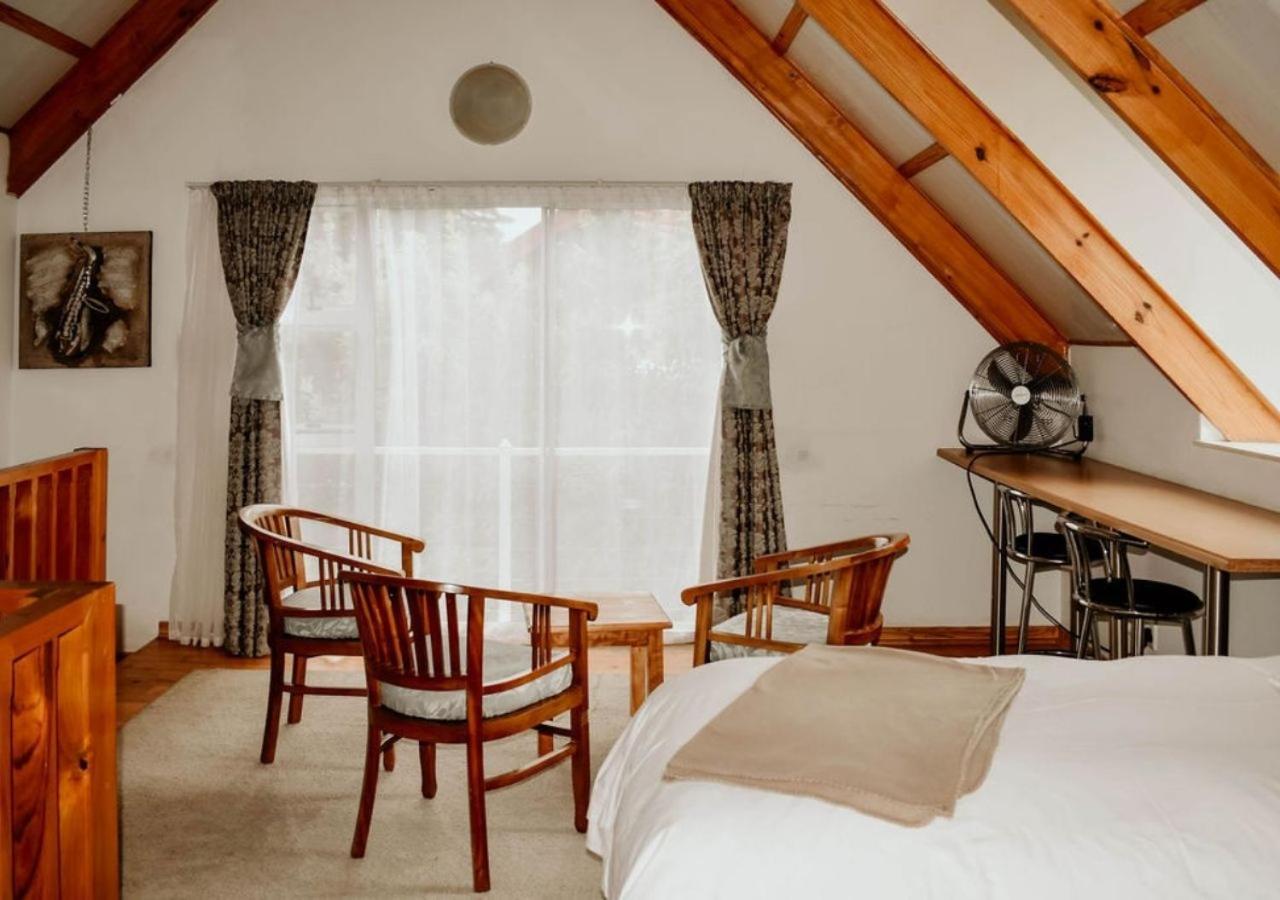 Knock Out View Clarens Hotel Екстериор снимка