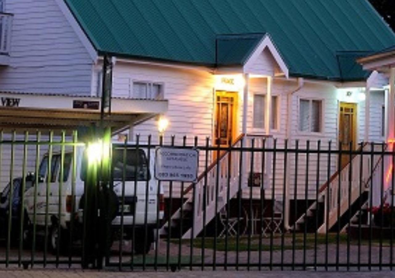 Knock Out View Clarens Hotel Екстериор снимка