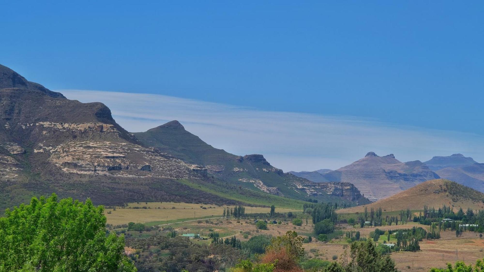 Knock Out View Clarens Hotel Екстериор снимка