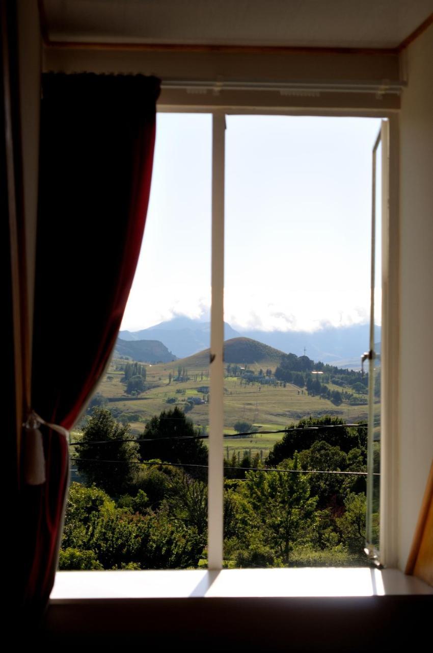 Knock Out View Clarens Hotel Екстериор снимка